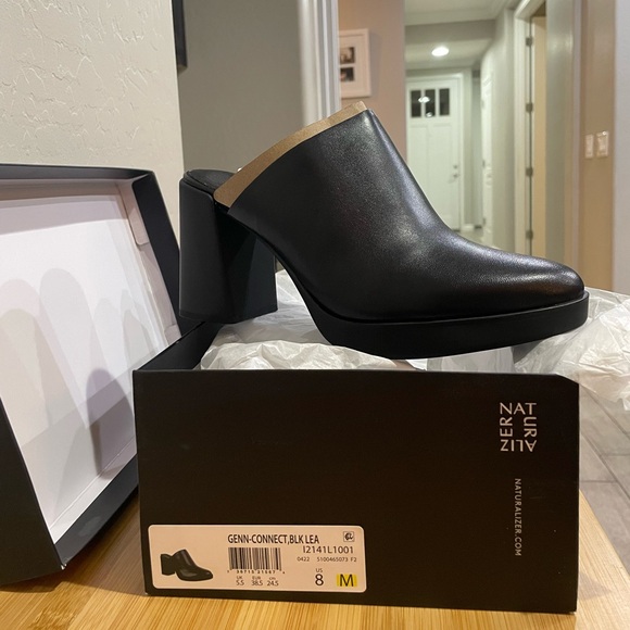 Naturalizer Black Chunky Heels - Gen Connect Leather Heels Clogs - Picture 1 of 6